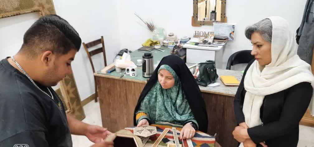 فعالیت بانوان در عرصه هنر و کارآفرینی، باعث ارتقاء انگیزه و اعتماد به ‌نفس آنان می شود