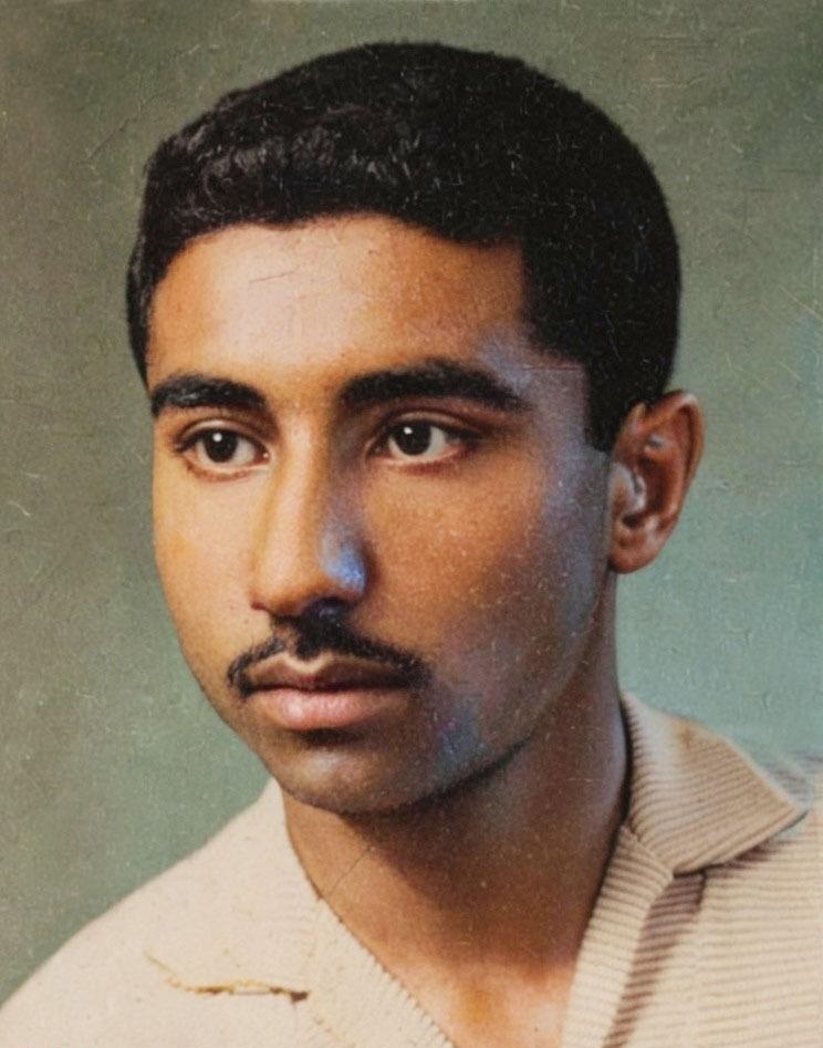 شهید احمد دسترس؛ حماسه‌ساز ۱۵ خرداد شیراز