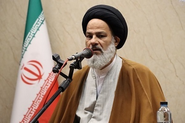 انقلاب اسلامی با هدایت امام خمینی(ره) در دنیا فراگیر شد
