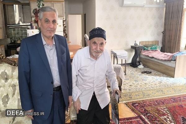 تجلیل مدیرکل بنیاد شهید و امور ایثارگران آذربایجان‌شرقی از ۴ خانواده شهید در تبریز