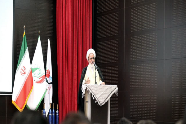 جهاد در راه خدا محدود به میدان‌های نظامی نیست