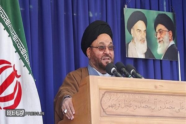 امام جمعه موقت اصفهان: فتح خرمشهر نماد ولایت پذیری ملت ایران است