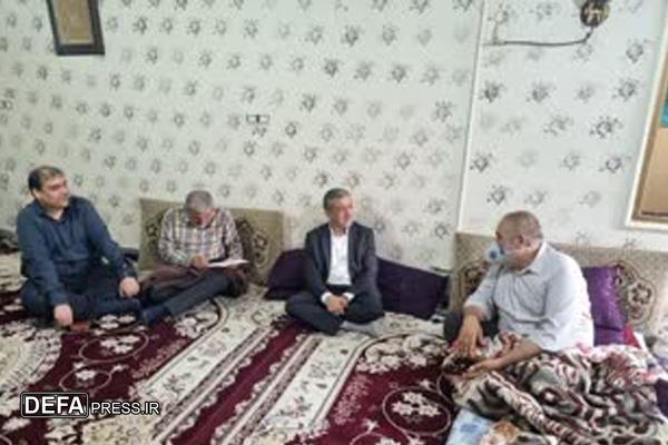 دیدار مدیرکل بنیاد شهید البرز با جانباز سرافراز الهیار عسگری و تجلیل از ایثارهای دوران دفاع مقدس