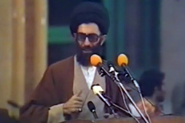 فیلم/ سخنرانی مهم آیت‌الله خامنه‌ای در مراسم چهلم مغز متفکر انقلاب اسلامی