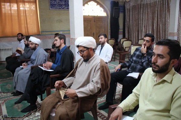 تصاویر/برگزاری کارگاه آموزشی رسالت طلبگی در ایلام