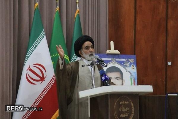 سیره و زندگی شهدا را بخوانیم و الهام بگیریم