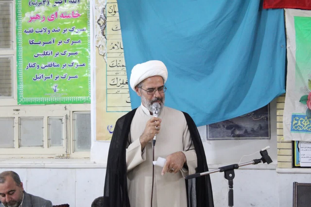 تصاویر/برنامه دیدار در سنگر با حضور نماینده ولی فقیه در خراسان شمالی