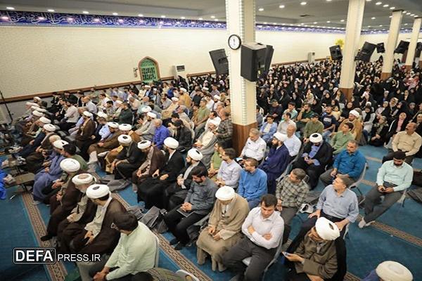 همایش بزرگ «علمداران تبیین و تفسیر» با حضور استاد قرائتی در هشتگرد برگزار شد+تصاویر همایش بزرگ «علمداران تبیین و تفسیر» با حضور استاد قرائتی در هشتگرد برگزار شد+تصاویر