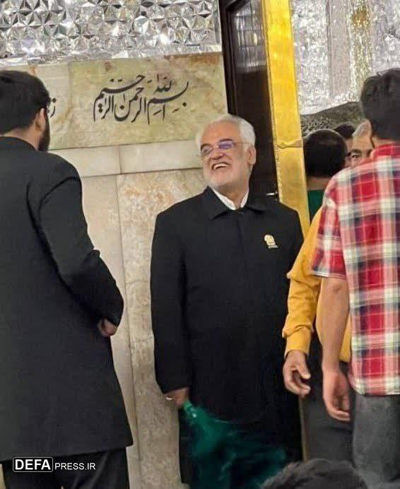 خدمت در آستان خورشید