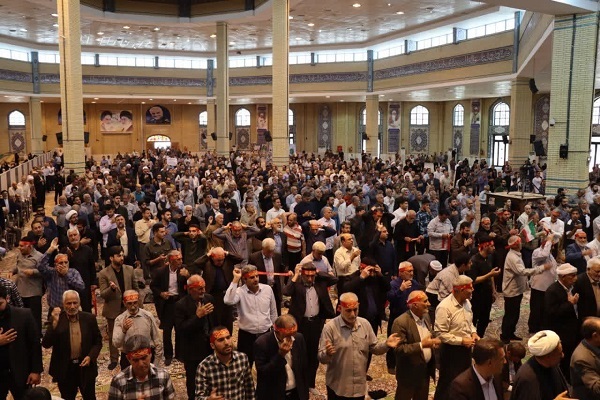 تصاویر/آیین عبادی سیاسی نماز جمعه در ایلام