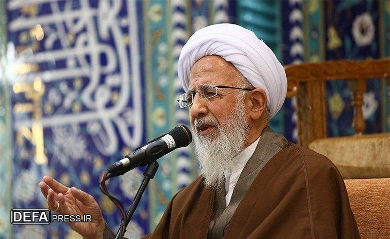 پیام تسلیت آیت‌الله جوادی آملی در پی شهادت جمعی از فرماندهان نظامی و مردم