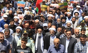 تصاویر / راهپیمایی نمازگزاران اصفهانی در محکومیت تجاوز رژیم صهیونیستی به کشور