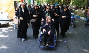 تصاویر / راهپیمایی و مهمانی کیلومتری عید غدیر در اصفهان