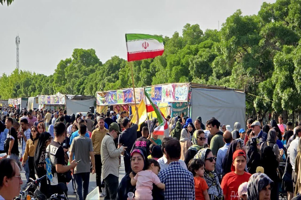 فیلم/  میهمانی غدیریون در اراک با شعار مرگ بر اسرائیل
