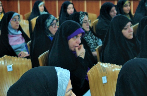 حضور خبرنگار شهیده «فرشته باقری» در دوره بصیرتی کارکنان بنیاد حفظ آثار دفاع مقدس + تصاویر