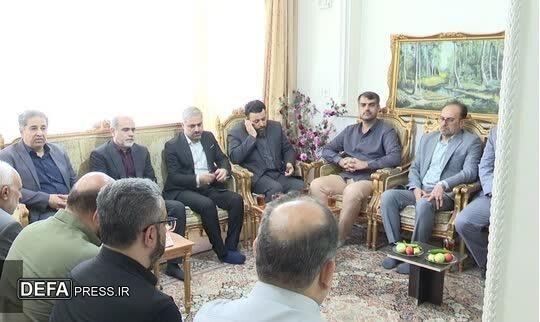 ادای احترام معاون استاندار قم به مقام دانشمند شهید «سید امیرحسین فقهی»