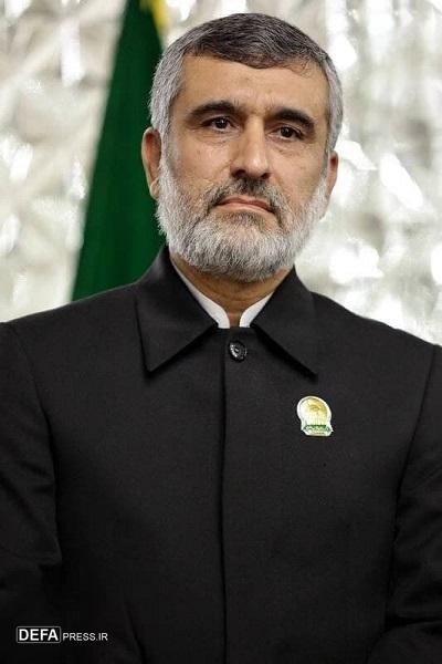 انتشار متن و تصویر حکم خادمی سرلشکر شهید «امیرعلی حاجی‌زاده» در بارگاه منور رضوی