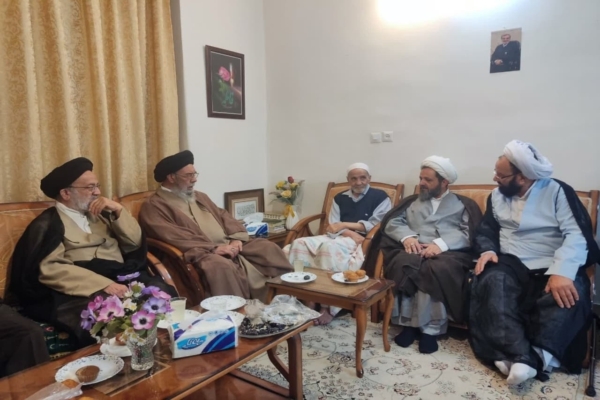 امام جمعه اصفهان با خانواده شهید  سردار «مهدی ربانی» دیدار کرد