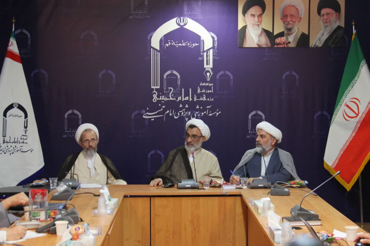 مبانی علوم انسانی اسلامی باید به فناوری نرم تبدیل شوند