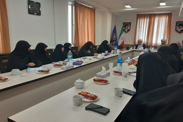 جنگ تحمیلی اخیر، اقشار مختلف ملت ایران را متحد و منسجم کرد