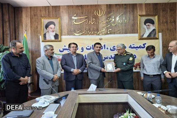 با استفاده از موضوعات هنری و فرهنگی در جهت انسجام ملی تلاش کنیم