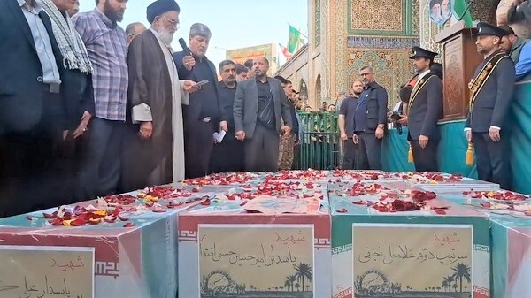 فیلم/ اقامه نماز بر پیکر مطهر شهدای تجاوزات رژیم صهیونیستی
