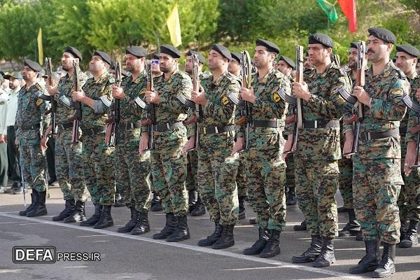 برگزاری صبحگاه مشترک نیروهای نظامی و انتظامی در شهرکرد