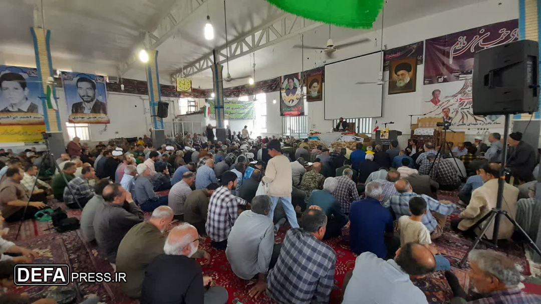 بزرگداشت ۱۵ شهید روستای حسین‌آباد شاهرود