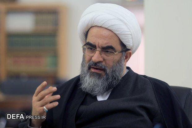 آیت الله فاضل لنکرانی: رهبری نظام به منزله همه امت اسلام است