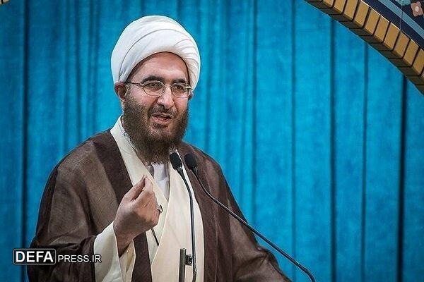 مؤمنان در رعایت تقوا به پاکان عالم تاسی می‌کنند
