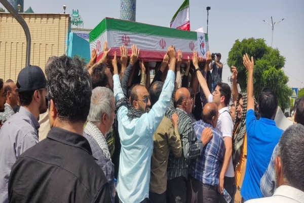 ۱۱ شهید تجاوز رژیم صهیونسیتی در اصفهان تشییع شدند