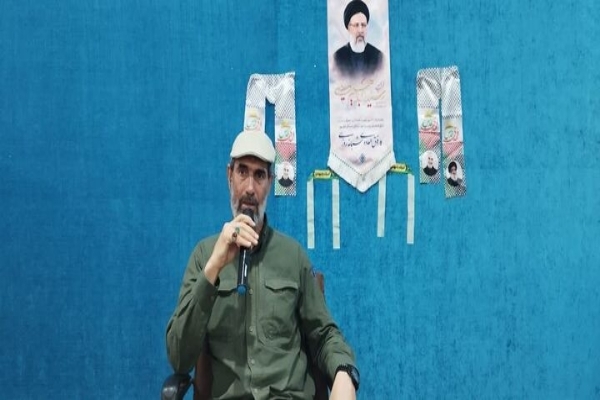 وحدت و اتکای به سلاح معنوی، بالاترین پشتوانه در نبرد با قدرت‌های جهان‌خوار است