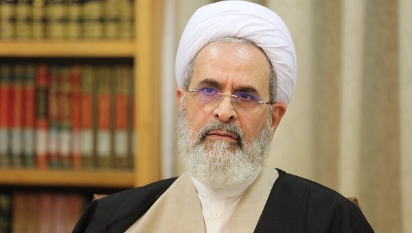 آیت الله اعرافی: ملت ایران با تکیه بر فرهنگ عاشورایی محکم و استوار در برابر دشمنان خواهد ایستاد
