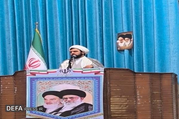 وظیفه داریم در مقابل دشمنان ایستادگی کنیم