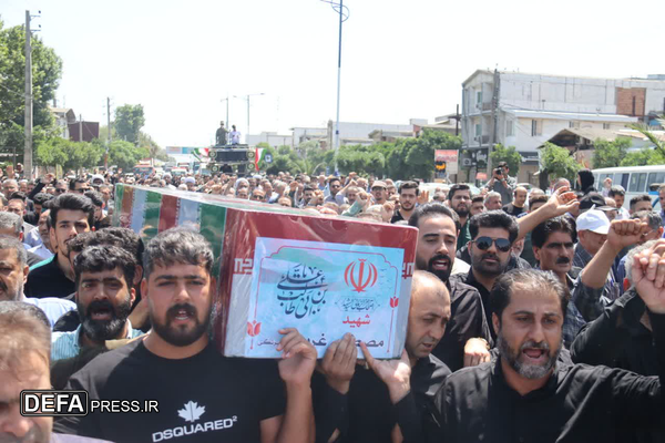 شهید «غریب شیرنگی» بر دستان مردم فاضل‌آباد تشییع شد