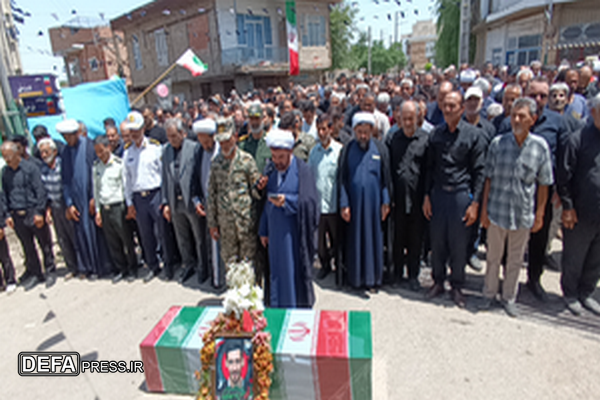 شهید «غریب شیرنگی» بر دستان مردم فاضل‌آباد تشییع شد