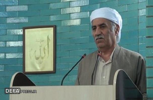 امام جمعه سقز: پشت انقلاب را خالی نمی‌کنیم