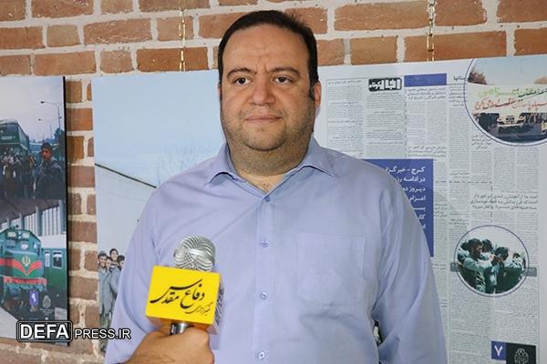 نمایشگاه عکس و کتاب دفاع مقدس به مناسبت سالروز آزادسازی خرمشهر در البرز برپا شد