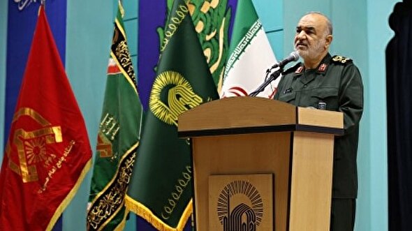 فیلم/ سرلشکر سلامی: ایران اسلامی در آرامش کامل به سر می‌برد