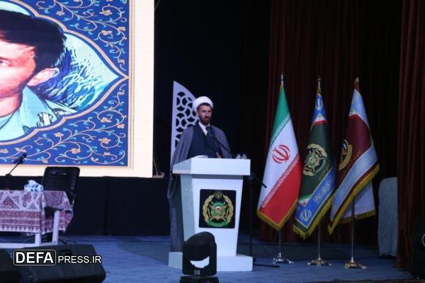حقایق دفاع مقدس باید برای نسل جوان تبیین شود