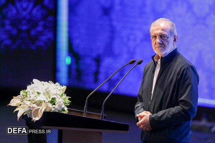 پزشکیان: اگر به جای دیگران با نخبگان خود توافق کنیم نیازی به کسی نخواهیم داشت