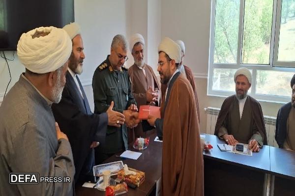 حجت‌الاسلام درخشی: نقش روحانیت در دفاع مقدس برای نسل جوان بازگو شود