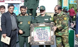 تجلیل از خادمان یادمان شهدای حاج عمران