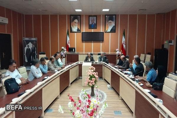 رسانه‌ها نقش مهمی در نظارت و همفکری دارند