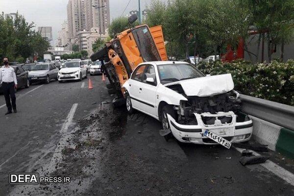 ثبت ۸۲۷ فقره تصادف به دلیل عدم توانایی وسیله نقلیه در تهران