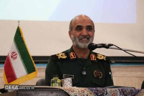 جانشین سپاه صاحب الزمان (عج) استان اصفهان: رمز موفقیت کشور، چنگ زدن به تفکر بسیجی است
