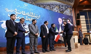 کسب رتبه برتر روابط عمومی اداره‌کل حفظ آثار دفاع مقدس همدان در سطح استان