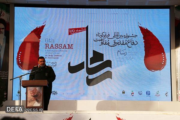 اهدا تندیس ققنوس حقیقت به خبرنگاران فعال عرصه جبهه مقاومت