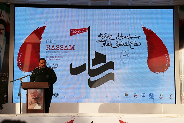 اهدا تندیس ققنوس حقیقت به خبرنگاران فعال عرصه جبهه مقاومت