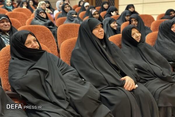 تجلیل از ۴۰ بانوی جهادگر دوران دفاع مقدس در مشهد